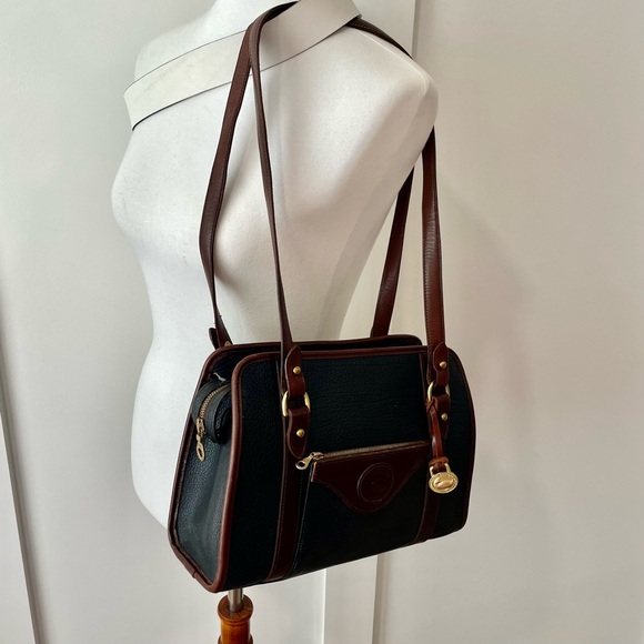DOONEY AND BOURKE vintage leather black and brown shoulder bag - Picture 5 of 16